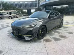 2023 Changan UNI-V 1.5T Sport — фото 1