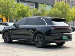 2025 Li Auto L6, чёрный — фото 9