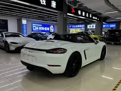 2022 Porsche 718 Boxster 2.0T, белый — фото 5