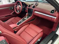 2022 Porsche 718 Boxster 2.0T, белый — фото 9