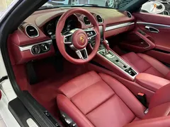 2022 Porsche 718 Boxster 2.0T, белый — фото 10