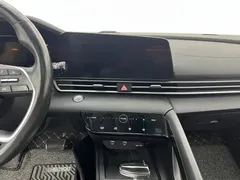 2021 Hyundai Elantra 1.5L CVT LUX Premium, синий — фото 12