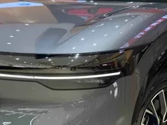 2025 Zeekr 7X 100kWh Long Range RWD Smart Driving — фото 3