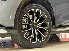 2025 Zeekr 7X 100kWh Long Range RWD Smart Driving — фото 17