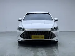 2023 BYD Qin PLUS Champion DM-i PHEV 55KM Leading, белый — фото 2