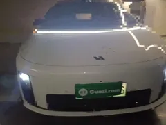 2025 Li Auto i8 Standard, белый — фото 2