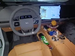 2025 Li Auto i8 Standard, белый — фото 5