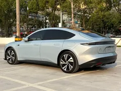 2022 Nio ET5 75kWh, синий — фото 3