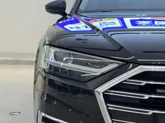 2021 Audi A8L 60 TFSI quattro Premium, чёрный — фото 4