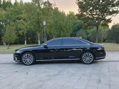 2022 Audi A8L 55 TFSI quattro Luxury, чёрный — фото 3