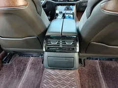 2022 Audi A8L 55 TFSI quattro Luxury, чёрный — фото 14