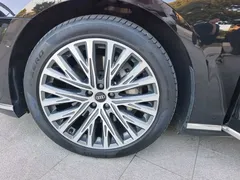 2022 Audi A8L 55 TFSI quattro Luxury, чёрный — фото 22