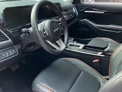 2023 Kia Seltos 1.5L CVT Luxury, белый — фото 10