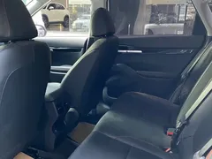 2023 Kia Seltos 1.5L CVT Luxury, белый — фото 16
