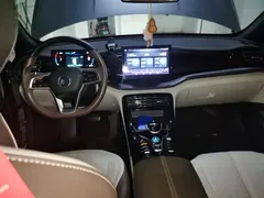 2023 BYD Qin PLUS Champion DM-i PHEV 55KM Leading — фото 5
