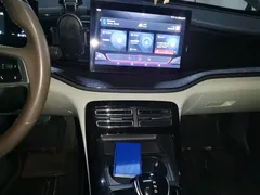 2023 BYD Qin PLUS Champion DM-i PHEV 55KM Leading — фото 9
