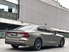2022 Volvo S60 B4 Luxury — фото 7