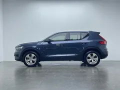2021 Volvo XC40 4WD Fashion, чёрный — фото 8