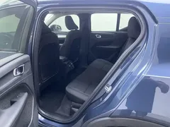 2021 Volvo XC40 4WD Fashion, чёрный — фото 14