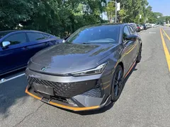 2024 Changan UNI-V 1.5T Premium Sport — фото 2