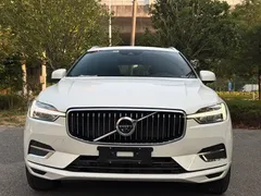 2021 Volvo XC60 4WD Luxury, белый — фото 2