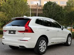 2021 Volvo XC60 4WD Luxury, белый — фото 5