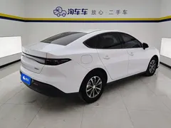2025 BYD Seal 05 PHEV DM-i Smart Drive 55km Luxury, белый — фото 3