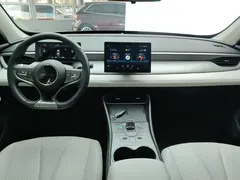 2025 BYD Seal 05 PHEV DM-i Smart Drive 55km Luxury, белый — фото 12