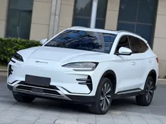 2024 BYD Song PLUS EV 520km Luxury Honor Edition, белый — фото 1