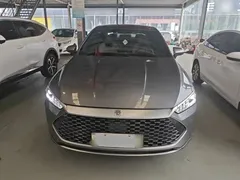 2024 BYD Qin PLUS Honor DM-i PHEV 55km Leading — фото 3