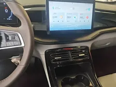2024 BYD Qin PLUS Honor DM-i PHEV 55km Leading — фото 13