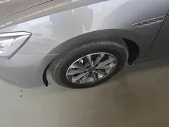 2024 BYD Qin PLUS Honor DM-i PHEV 55km Leading — фото 23