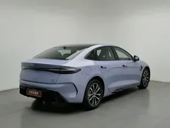 2025 BYD Seal 510 Smart Driving — фото 2