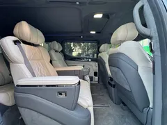 2024 Zeekr 009 6-Seat Executive 4WD 108kWh, чёрный — фото 8