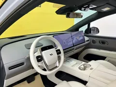 2025 Li Auto i6 4WD Standard, белый — фото 17