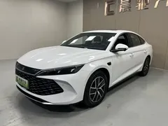 2025 BYD Qin L PHEV Smart Driving 120km, белый — фото 1