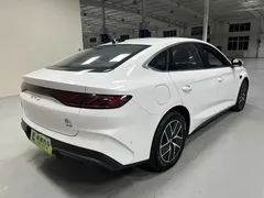 2025 BYD Qin L PHEV Smart Driving 120km, белый — фото 4