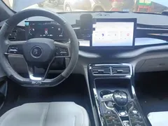 2023 BYD Qin PLUS Champion DM-i PHEV 55KM Leading — фото 5