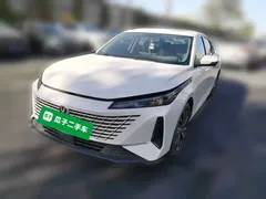 2023 Changan Lamore 1.5T GDI DCT Pilot, белый — фото 1