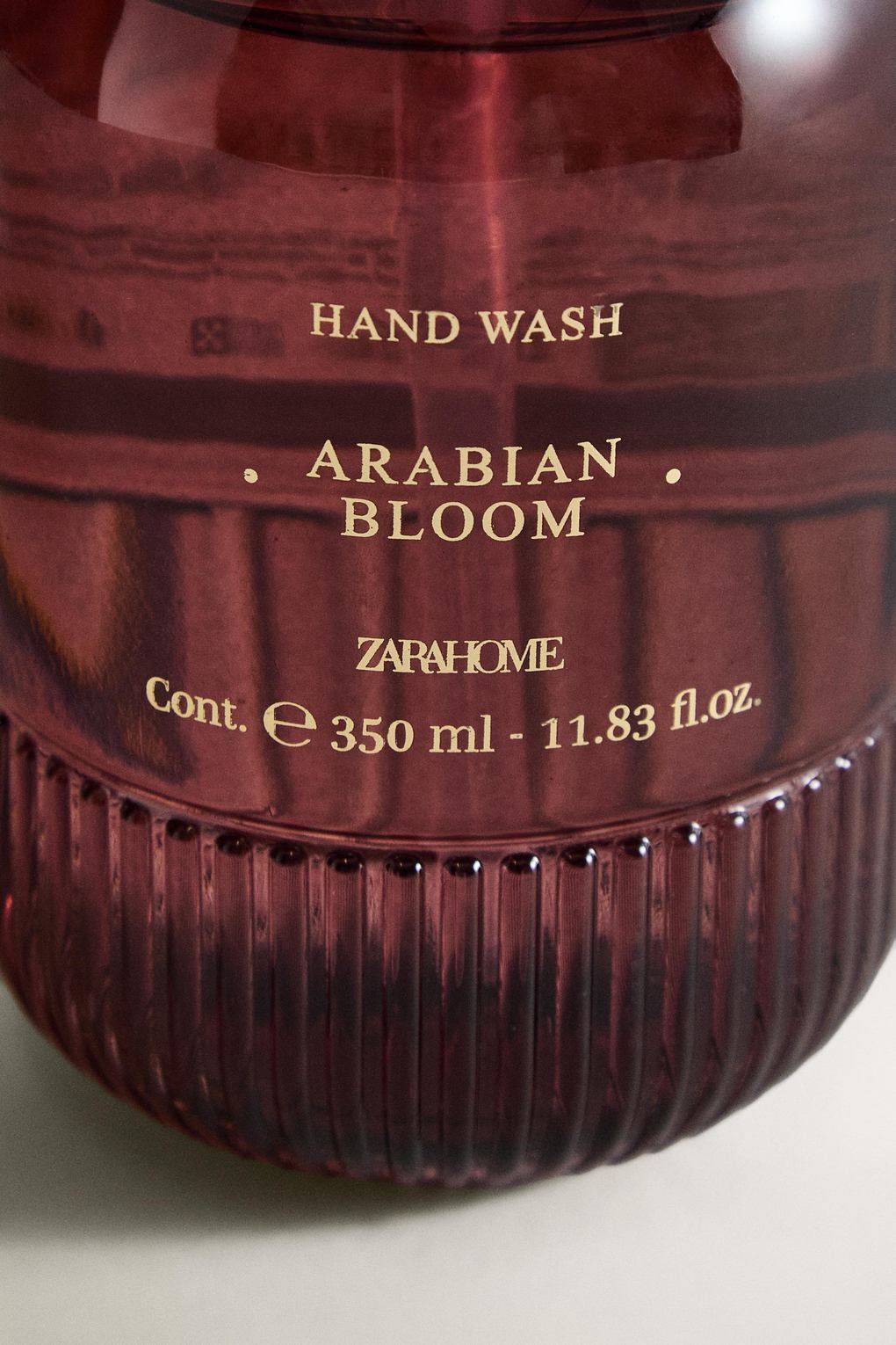 Жидкое мыло для рук ZARA HOME 5479/700, золотой;бордовый, 350 мл. Фото 4.