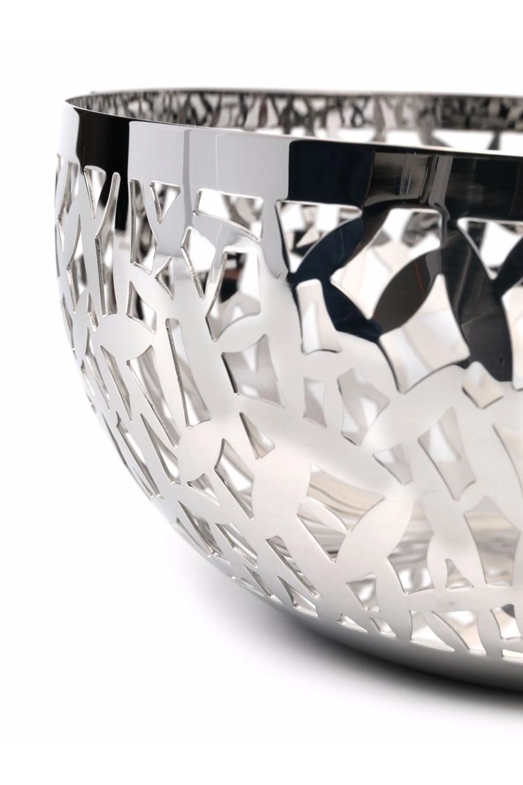 Глубокая фруктовница с вырезами Alessi. Фото 3.