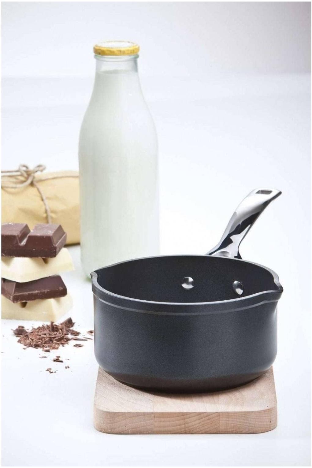 Кухонный ковш LE CREUSET B082495XPH алюминий 1,6 л черный. Фото 2.