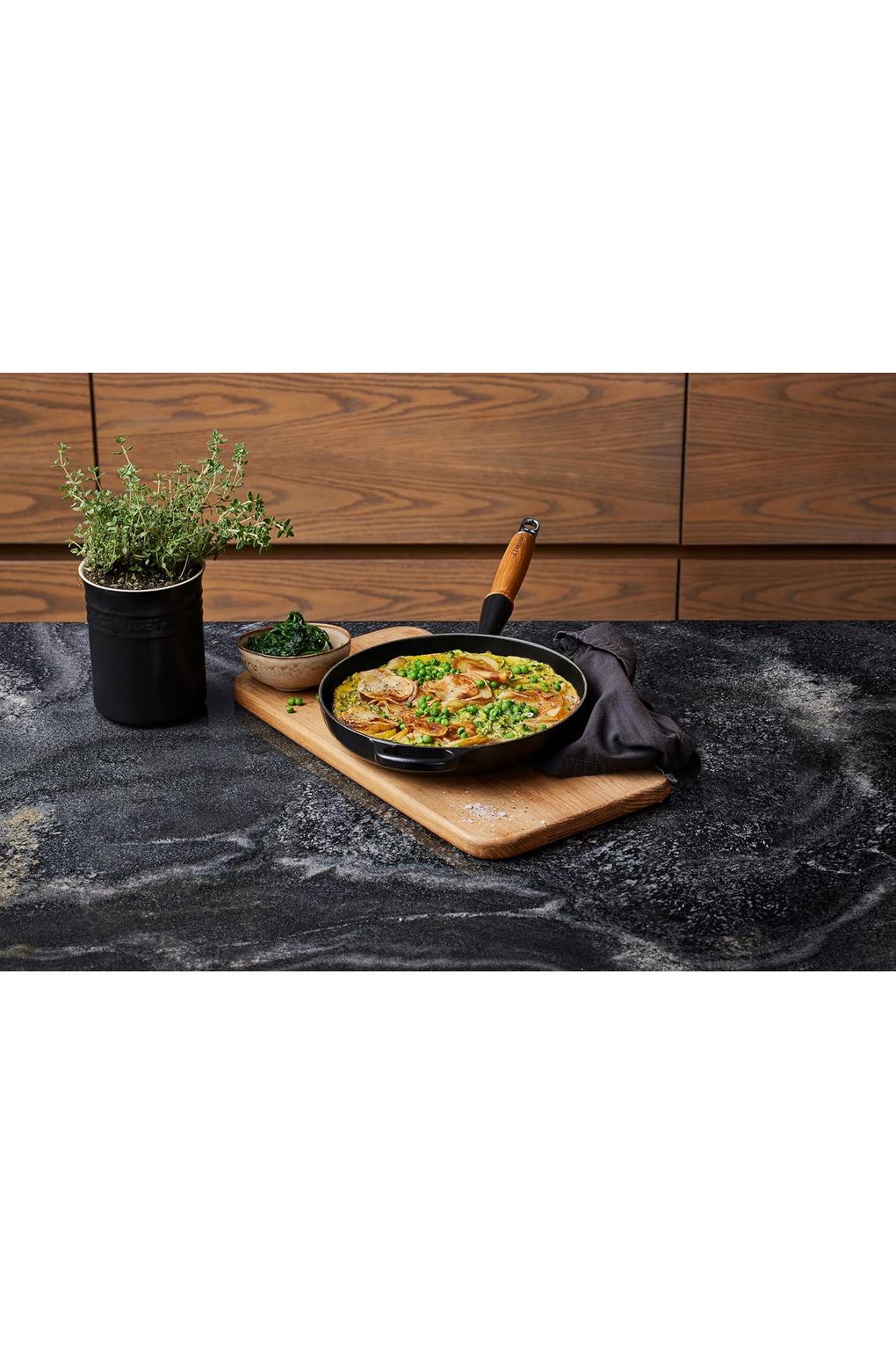Сковорода LE CREUSET B09MZGHPTR-BUNDLE чугун 28 см. Фото 6.