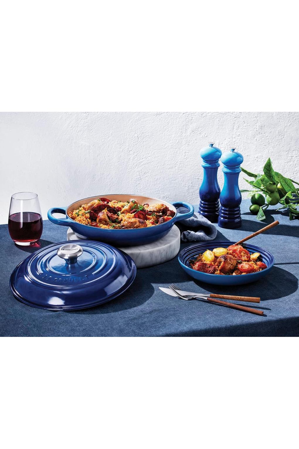 Жаровня LE CREUSET B07GBFS73W-BUNDLE чугун 3,5 л синяя. Фото 6.