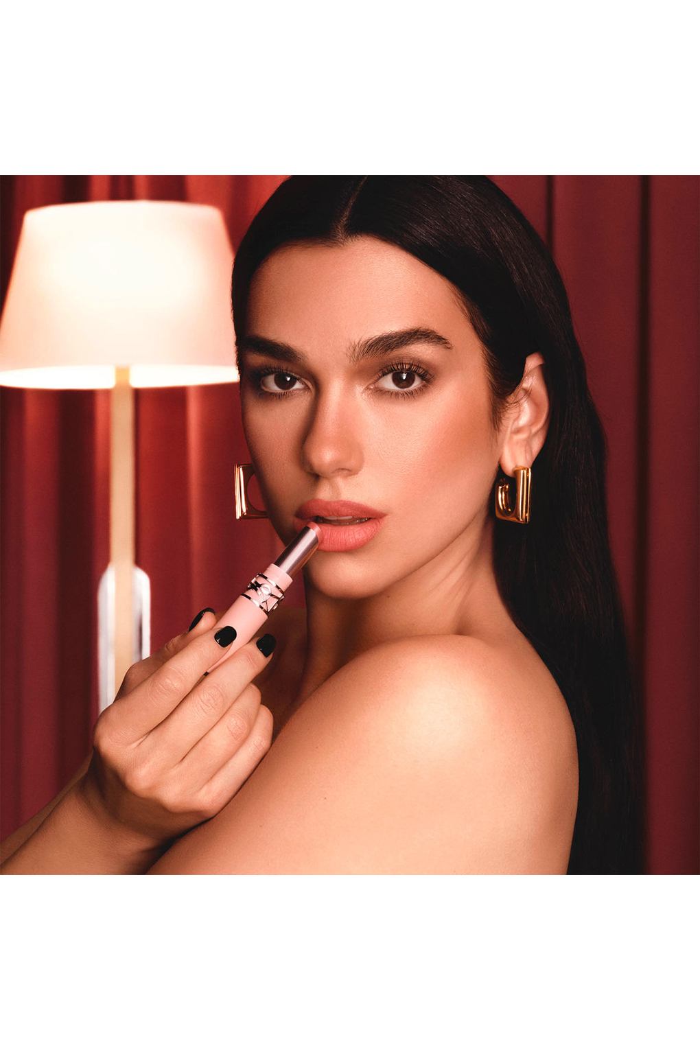 Губная помада Yves Saint Laurent Lovenude Lip Blusher 44 Nude Lavalliere. Фото 5.