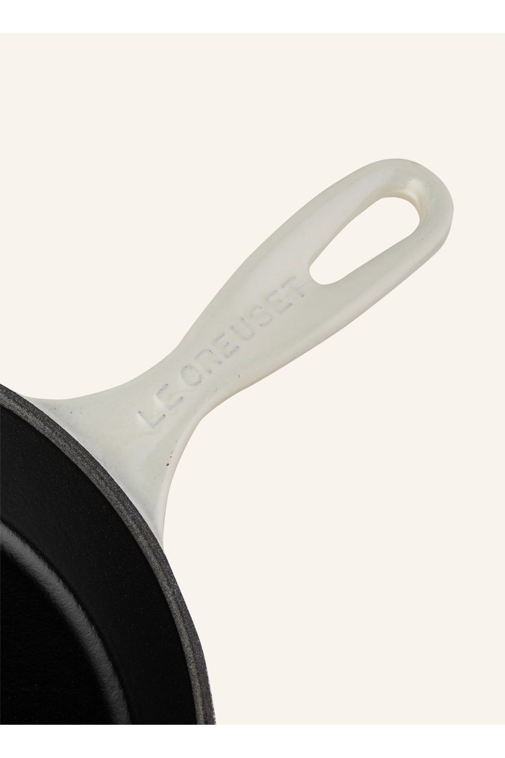 Сковорода Le Creuset Frying And Serving Pan, диаметр 26 см. Фото 4.