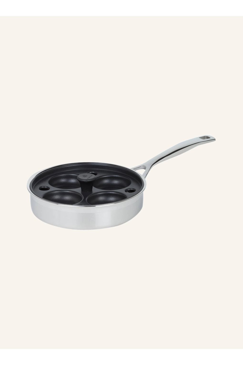 Сковорода Le Creuset 3-Ply Saute Pan, диаметр 20 см. Фото 2.