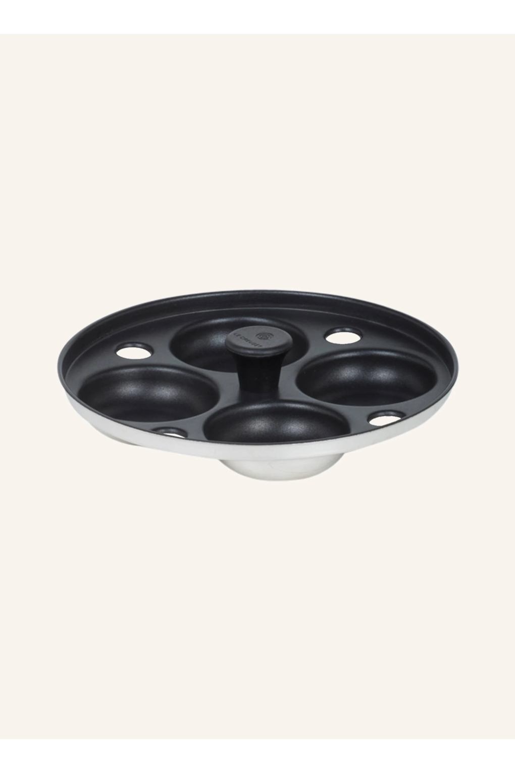 Сковорода Le Creuset 3-Ply Saute Pan, диаметр 20 см. Фото 4.