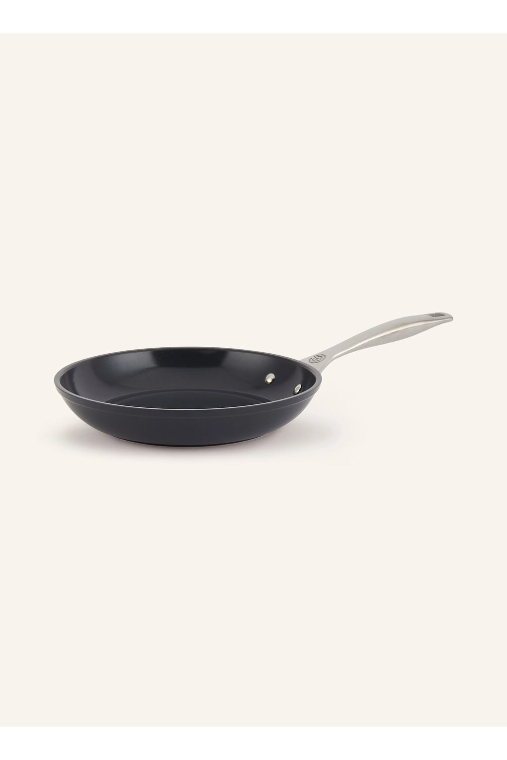 Набор сковород, 2 шт Le Creuset Essential, 1:24 см, 2:28 см. Фото 3.
