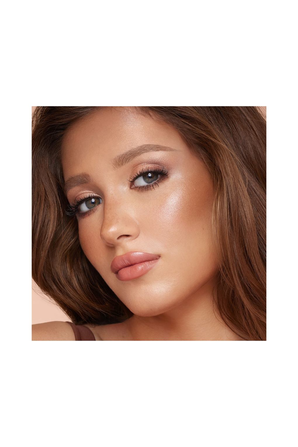 Тональный крем Charlotte Tilbury hollywood contour wand FAIR / MEDIUM. Фото 3.